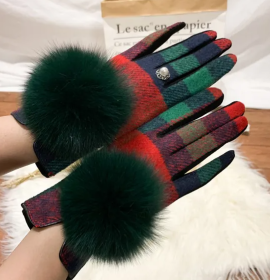 Women's Cashmere Gloves with Faux Fur & Fleece Lining (Color: Color 4 (Red with Plaid))